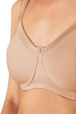Amoena Prothesen-BH Lara Satin 9 Amoena Prothesen-BH Lara Satin -Lingerie Haus Amoena Prothesen BH Lara Satin 44214 sand 03 1280x1280
