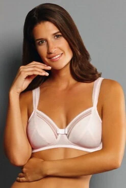 Lingerie Haus 11 Lingerie Haus -Lingerie Haus Rosa Faia Emily Soft BH 5203 powder rose 3 1280x1280