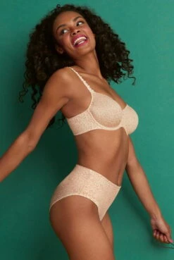 Rosa Faia Taillenslip+ Joy -Lingerie Haus Rosa Faia Taillenslip Joy 1361 107 smart rose 03 1280x1280