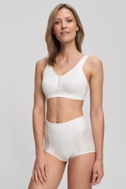 Lingerie Haus 23 Lingerie Haus -Lingerie Haus SUSA Miederhose Cremona 5233 002 ivory 03 1280x1280